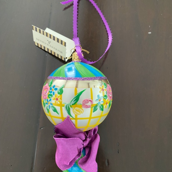 MacKenzie-Childs Heirloom Hand-painted Glass Ornament. RARE FIND! - Picture 3 of 4